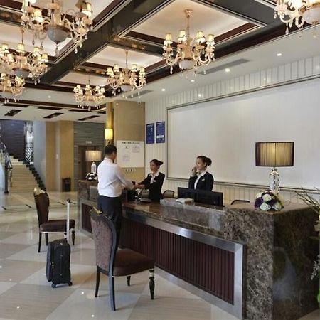 ホテルWenhua Herton Qionghai エクステリア 写真